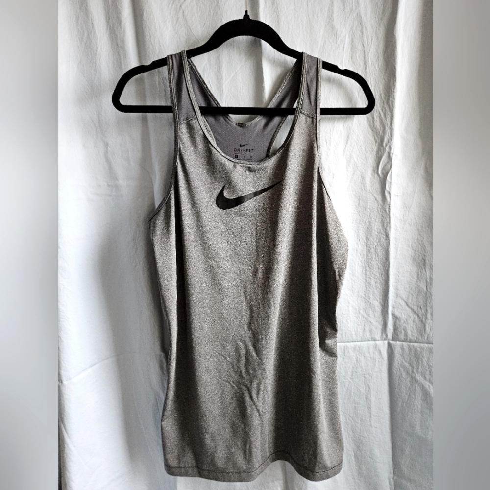Nike Pro Dri-Fit Racerback Tank in Gray - Size XL